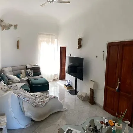 La Marina Apartman *